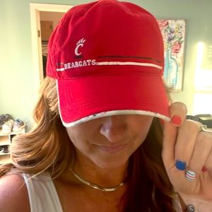 University of Cincinnati Bearcats hat